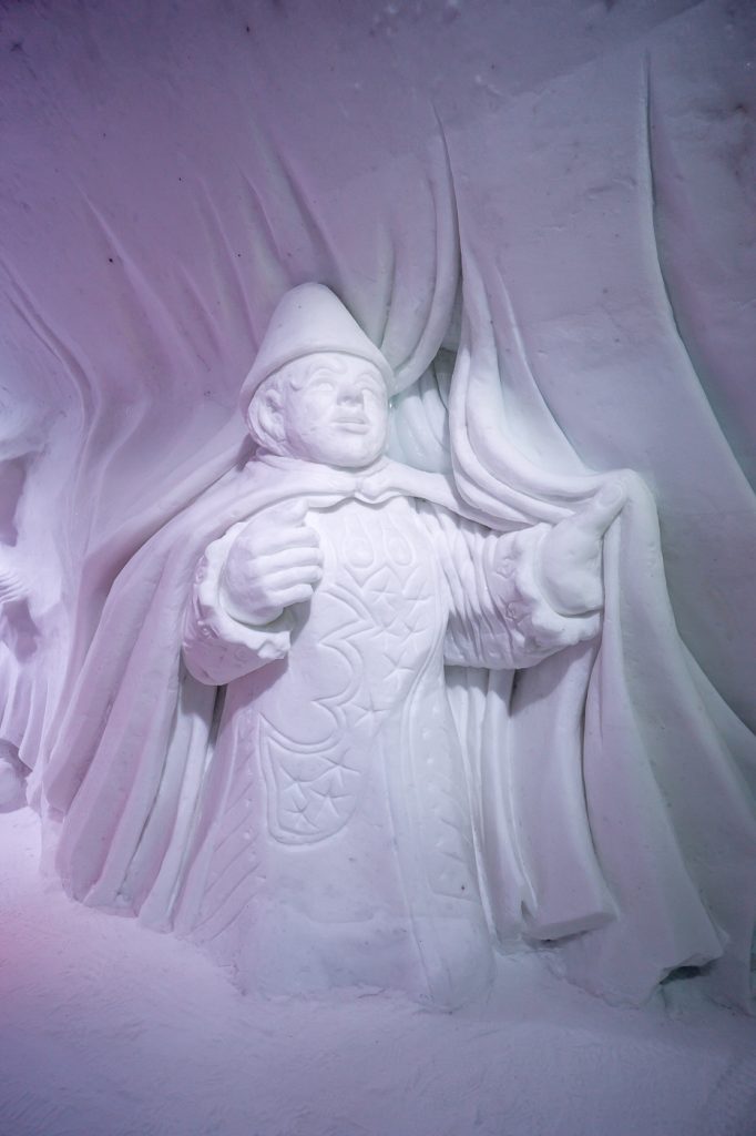 personnage de cirque de l'hôtel de glace de Québec, Canada