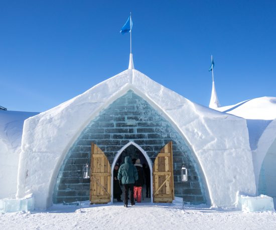 Quoi faire en hiver au Québec - hôtel de glace