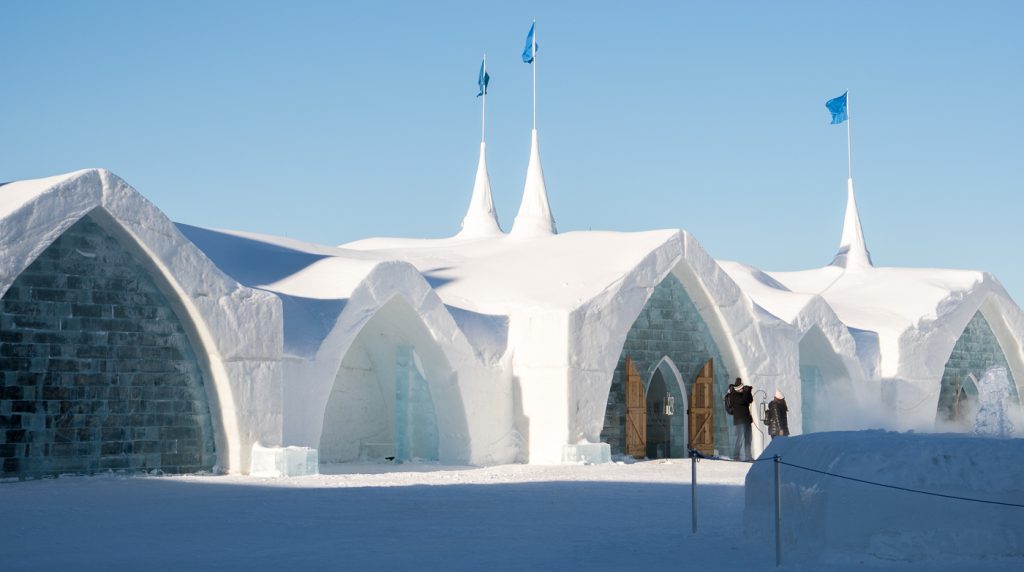 Quoi faire pendant le carnaval de Québec - Hôtel de glace