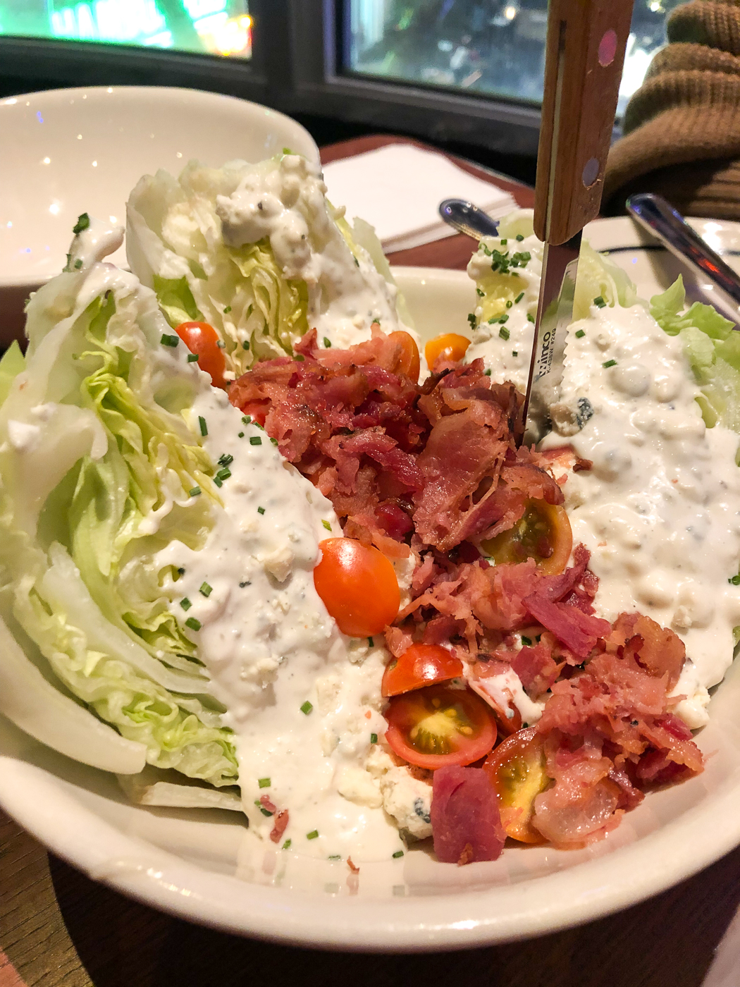 Salade et bacon au Brooklyn Bowl de Las Vegas