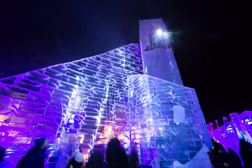 Sculpture château de glace - Carnaval de Québec City - Canada