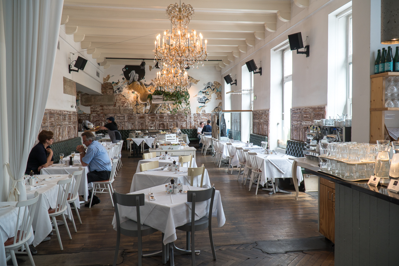 Salle à manger du petit-déjeuner brunch du Grand Hotel Wiesler