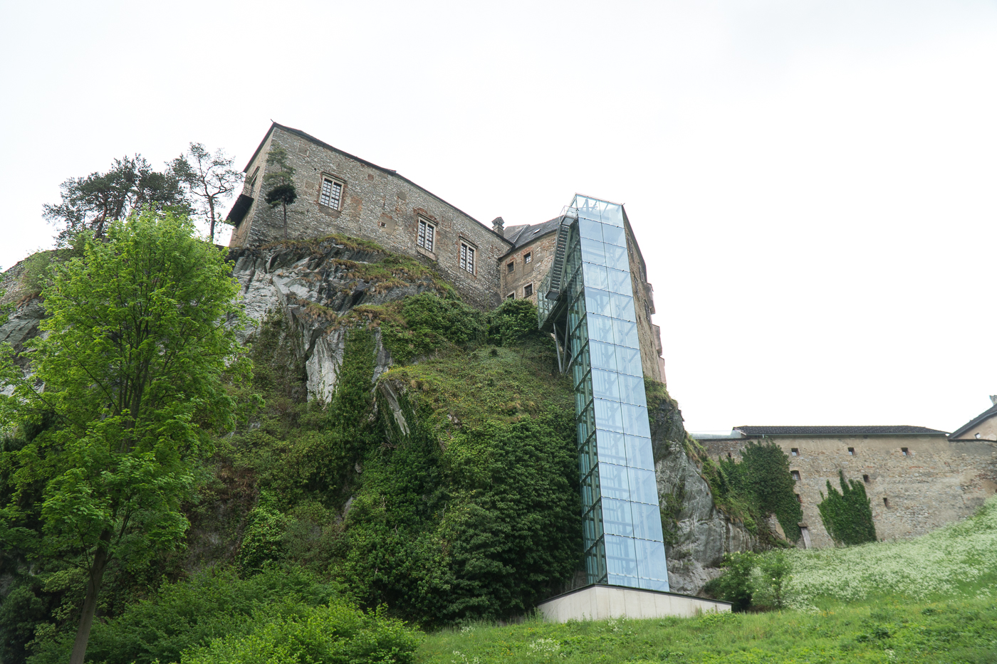 Ascenseur à 180 degrés du Burg Rabenstein