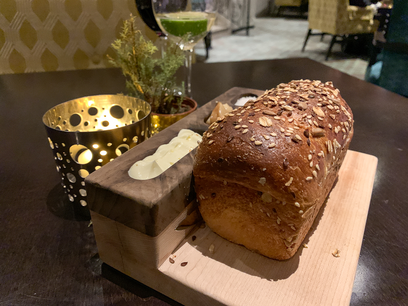 Pain brioché et beurre du Wilfrid's - Où manger à Ottawa