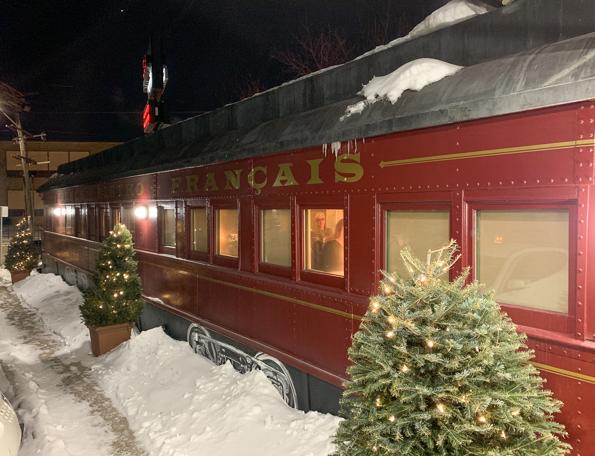 Wagon-restaurant du Resto Gare où manger à St-Boniface