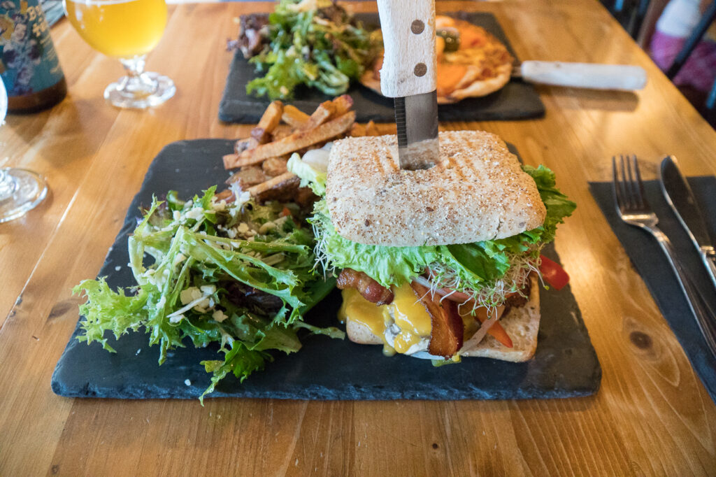 burger Estam au resto L'Estaminet