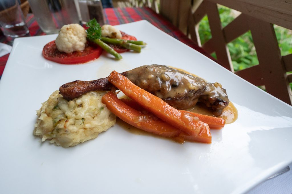 Repas de cuisse et légumes - Ruée vers Gould