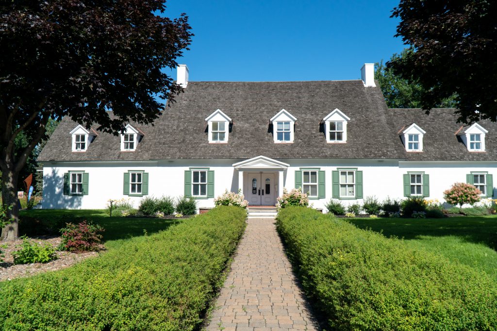 Façade de la maison des gouverneurs - Infotourisme de Sorel-Tracy