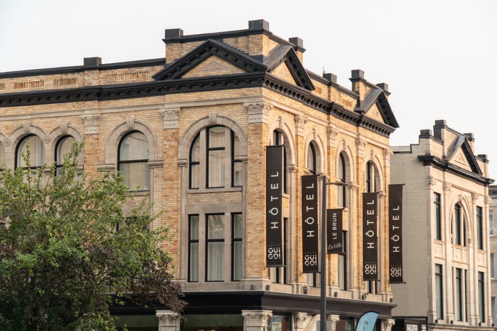 Façade de l'hôtel OuiGo - Hébergement où dormir à Trois-Rivières