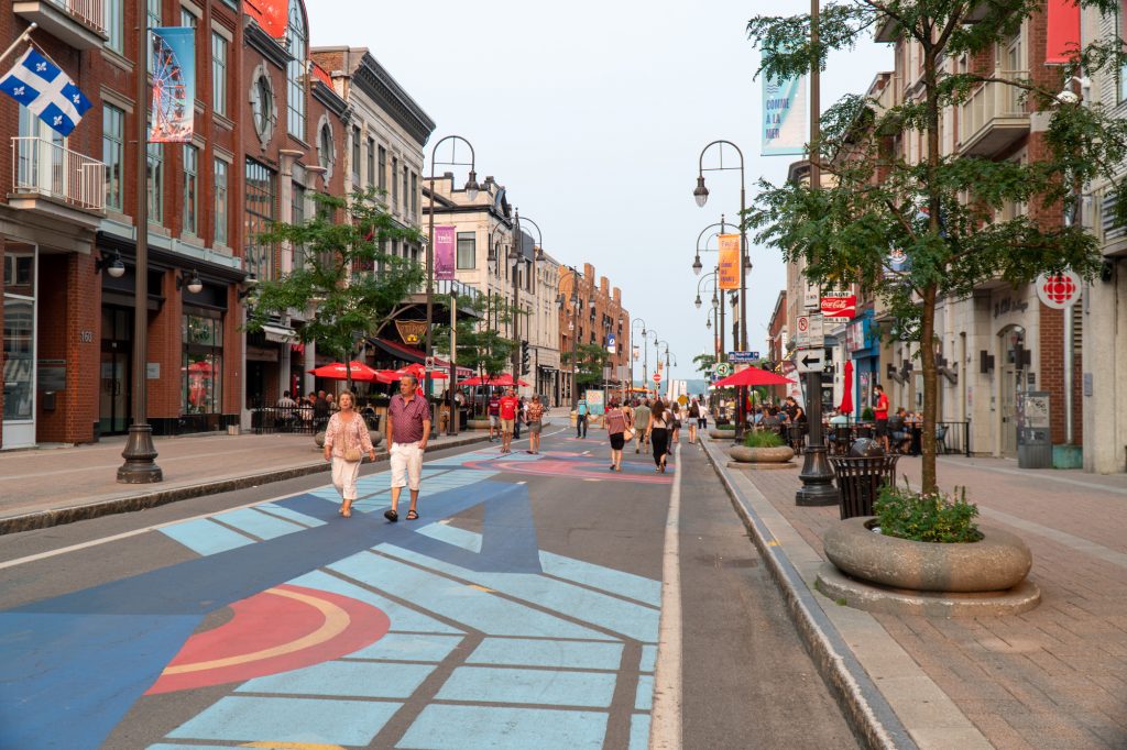 Rue principale où aller à Trois-Rivieres - Mauricie, Québec, Canada