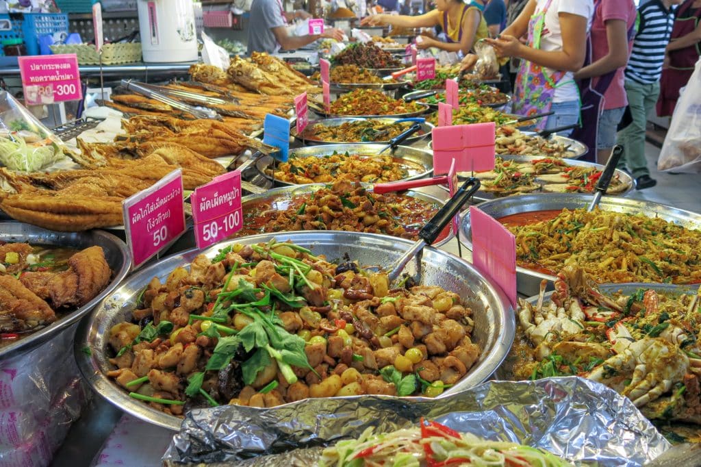 Kiosque de nourriture de rue en Thaïlande