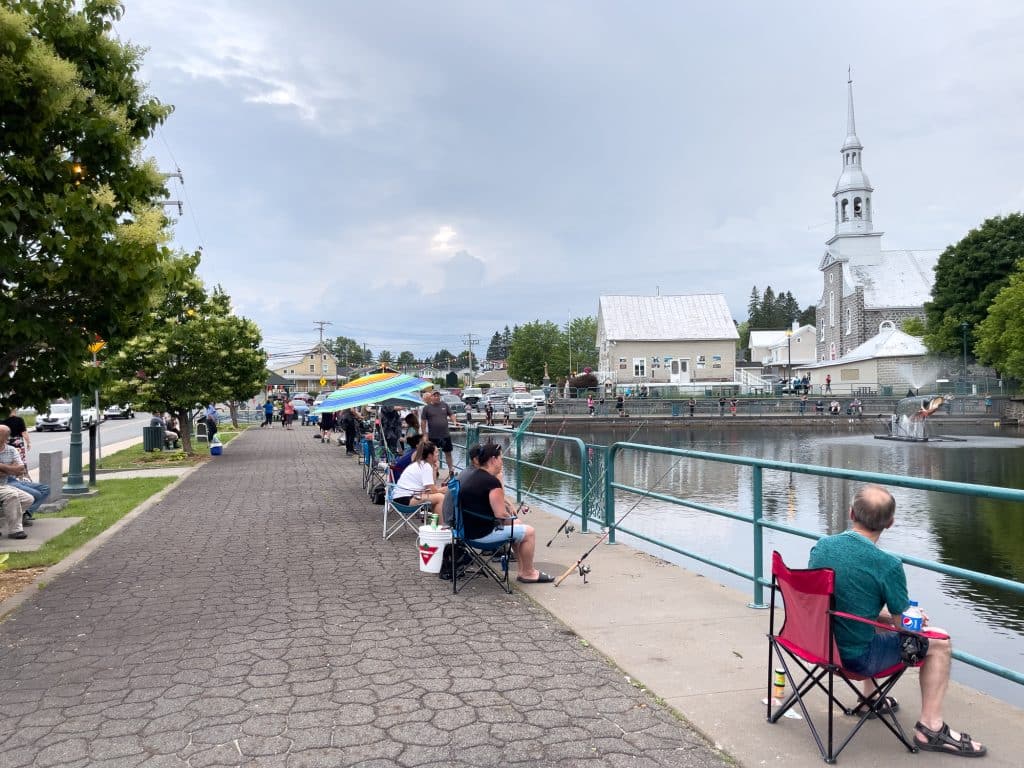 Concours de pêche du festival de la truite mouchetée - Saint-Alexis-des-Monts, Mauricie