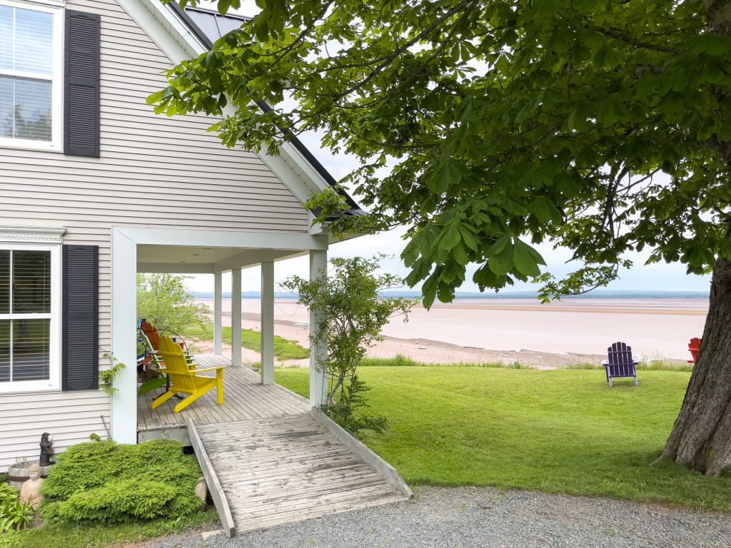 Cresthaven by the Sea - vue sur le mascaret de Fundy