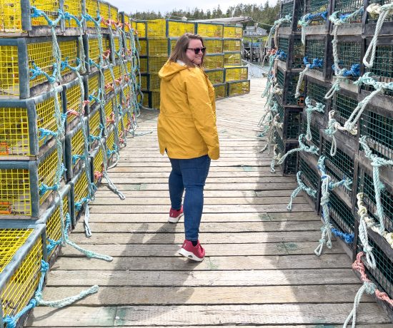 Jennifer dans les casiers à homard d'Acadie de Nouvelle-Écosse