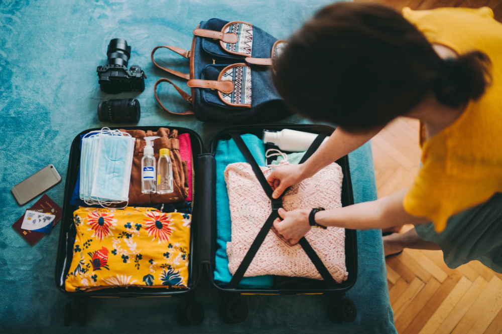 Canva, Martin DM, Getty Images - Faire ses bagages