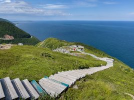 Escaliers du sentier Skyline Trail de Cap Breton