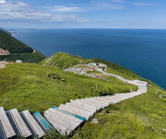 Escaliers du sentier Skyline Trail de Cap Breton