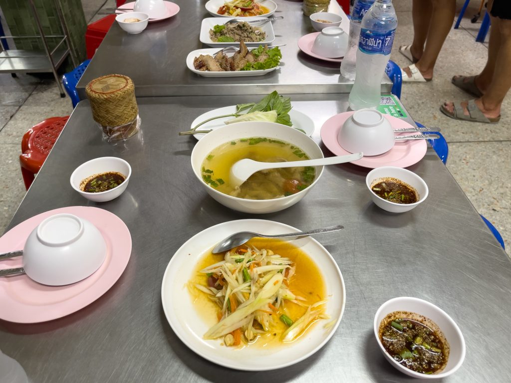 Table du tour guidée avec Bangkok Food Tours