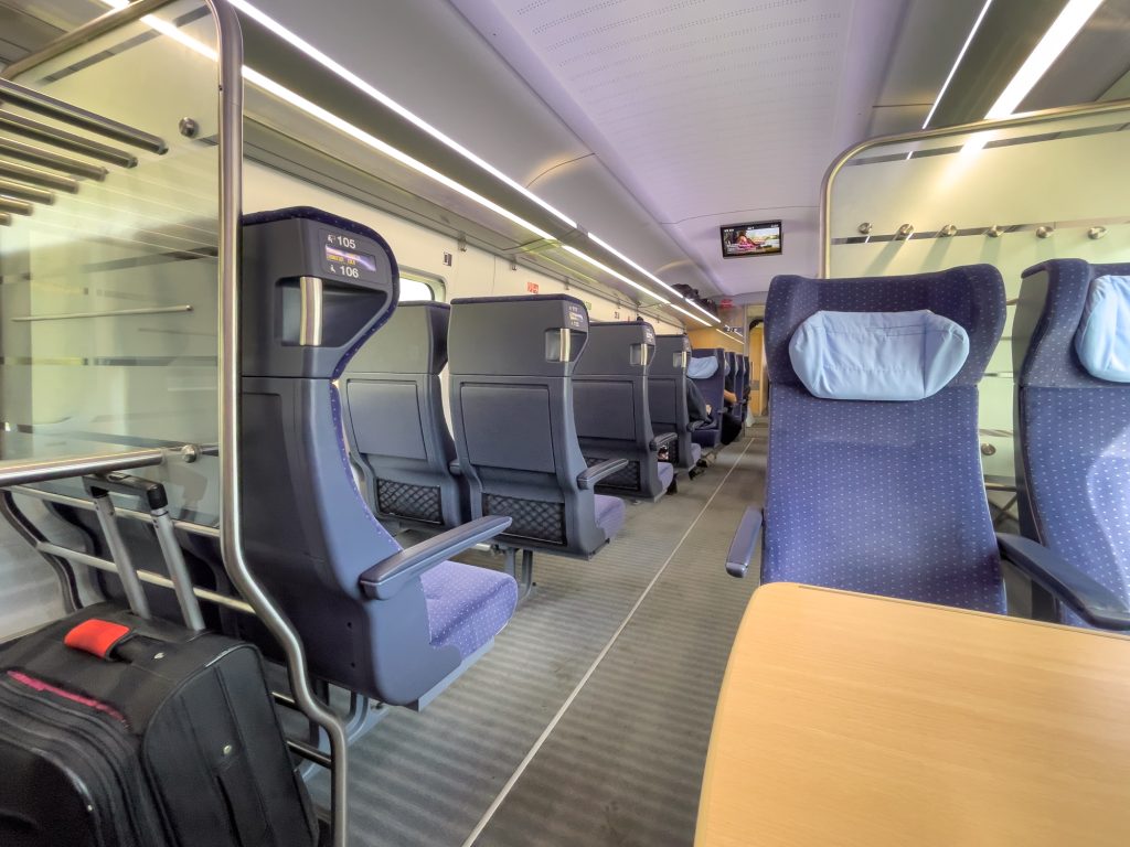 intérieur du train ICE en Allemagne