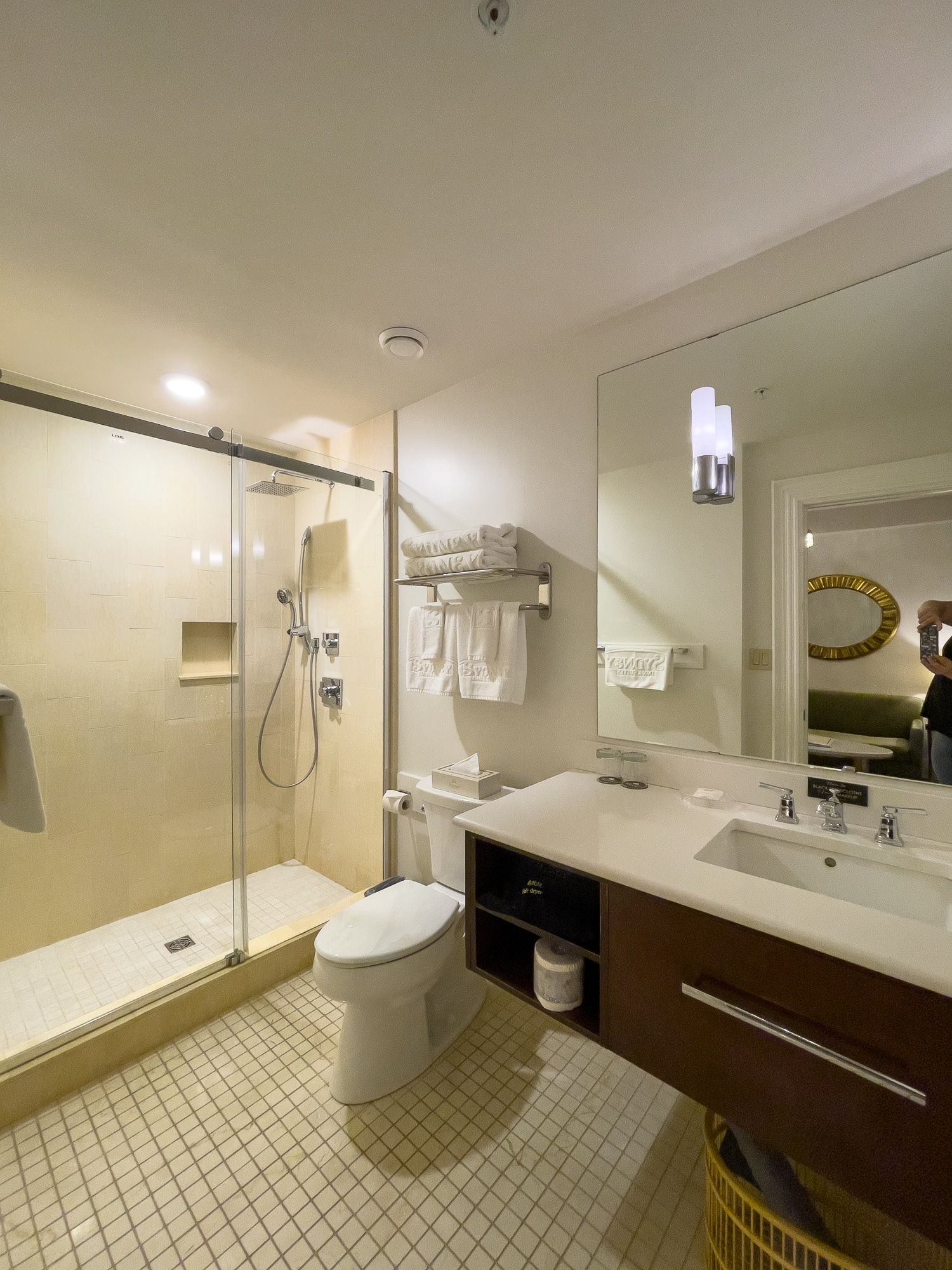 Chambre du Sydney Boutique Inn & Suites