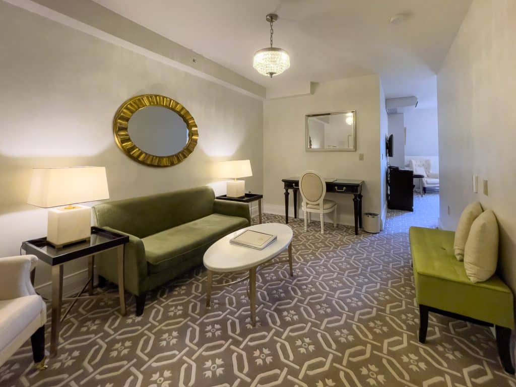 Salon du Sydney Boutique Inn & Suites