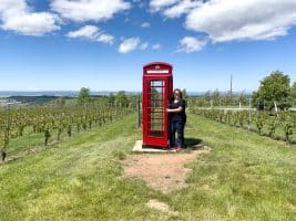 Jennifer dans le vignoble Luckett Vineyards