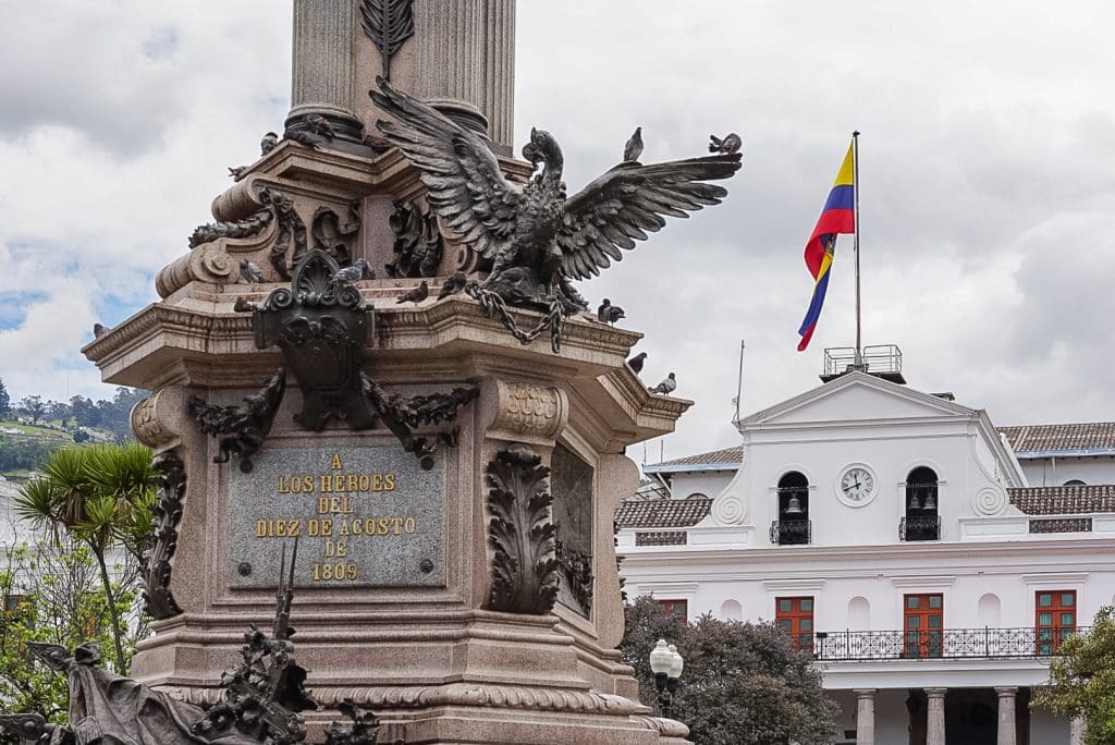 Monument de l'indépendance à la Plaza Grande