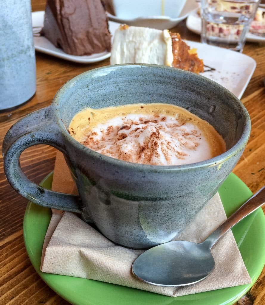 Café et gâteau du Café de la Grave