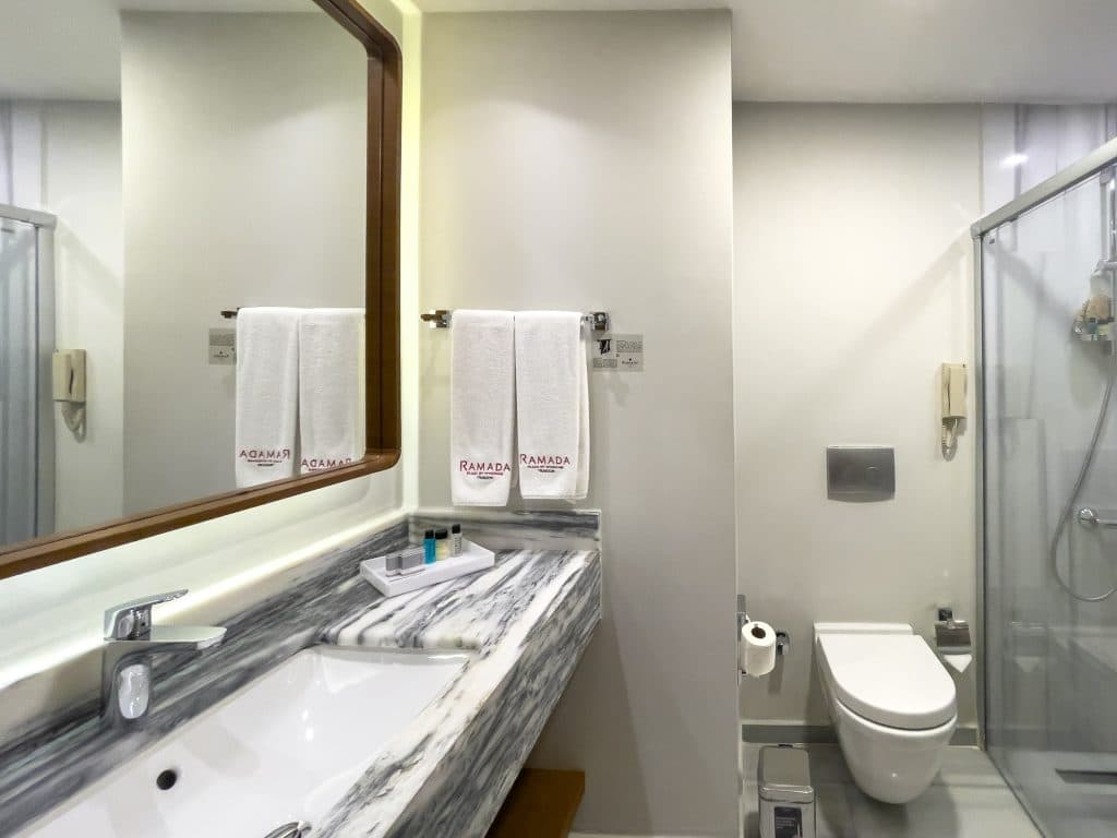 Salle de bains du Ramada Plaza Hotel de Trabzon