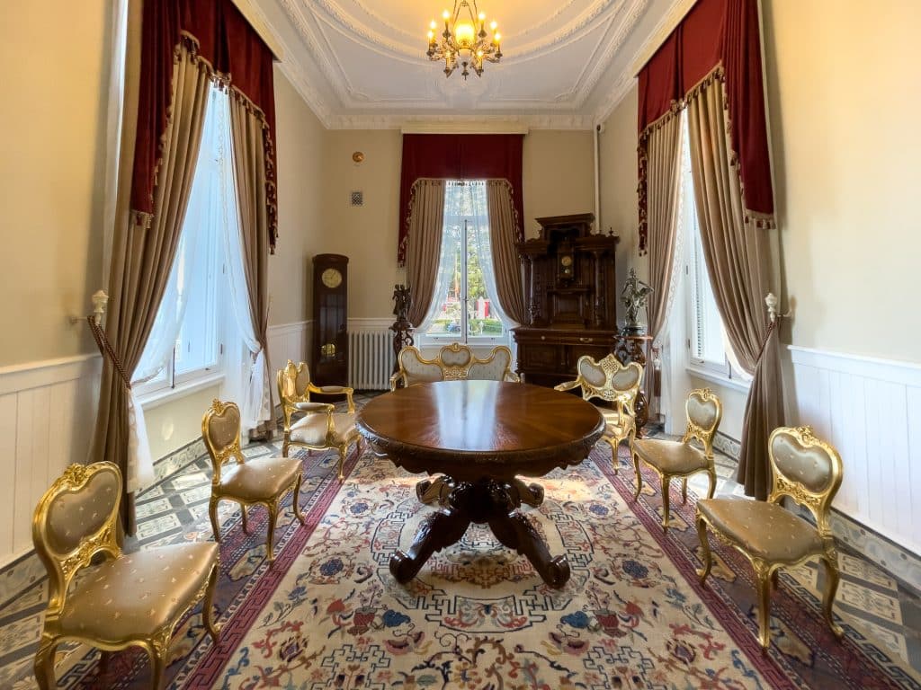 Salle de rencontre du pavillon Atatürk - Mer noire en Turquie