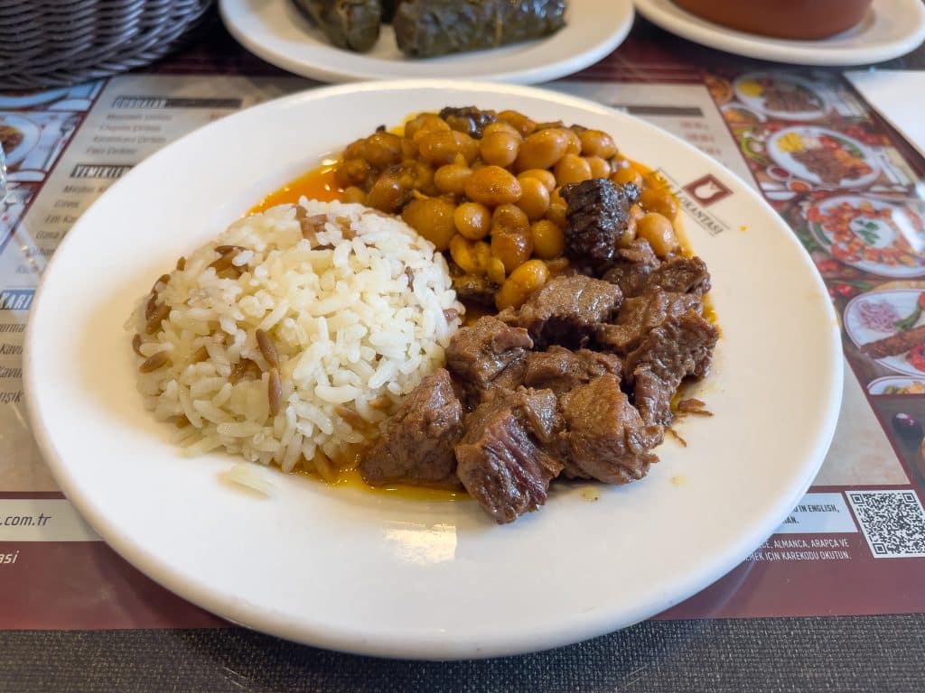 Viande au Lale Lokantasi à Rize