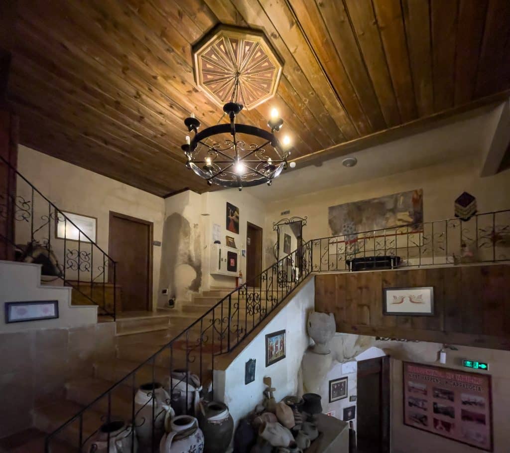 Couloir de l'Hotel Jerveni Cave