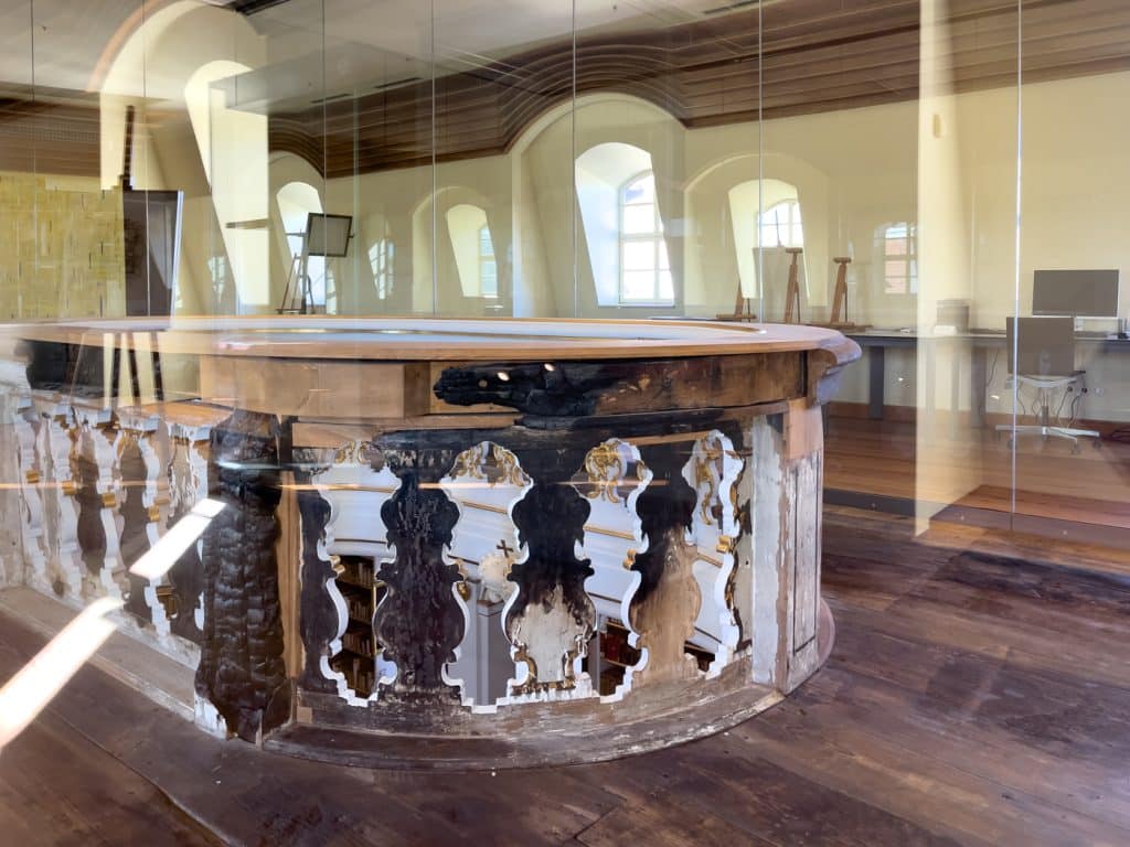 Incendie à la bibliothèque Anna Amalia de Weimar