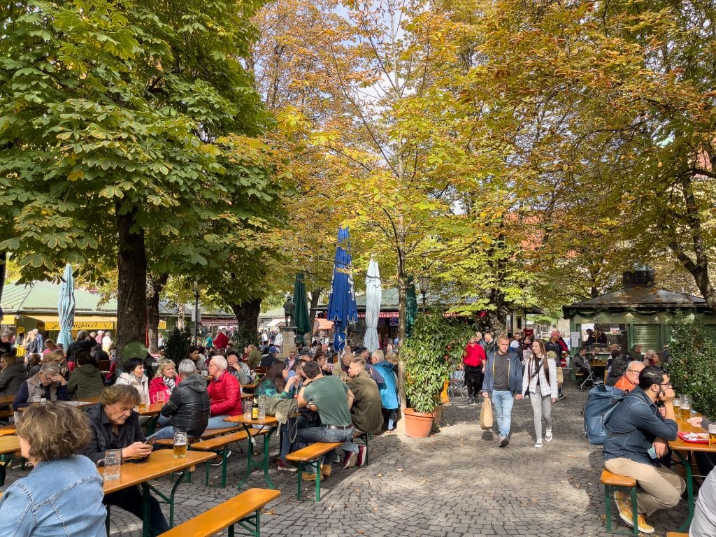 Biergarten du Viktualienmarkt à Munich