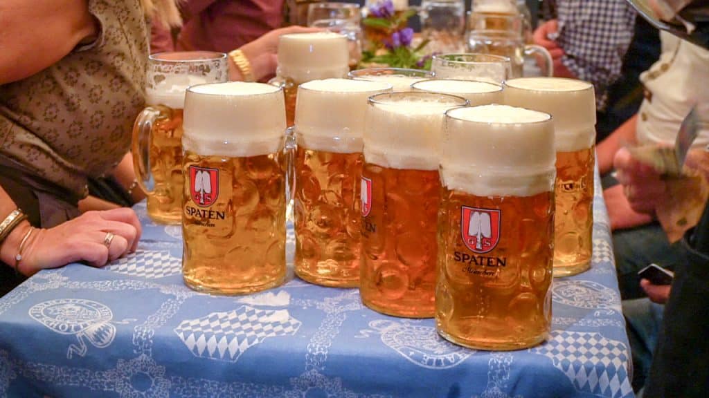 Choppes de bière à l'Oktoberfest