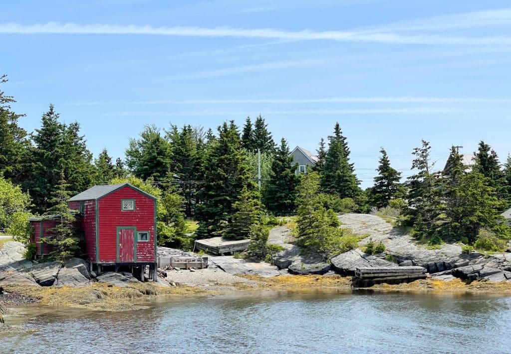 Maison sur les rochers à Blue Rocks