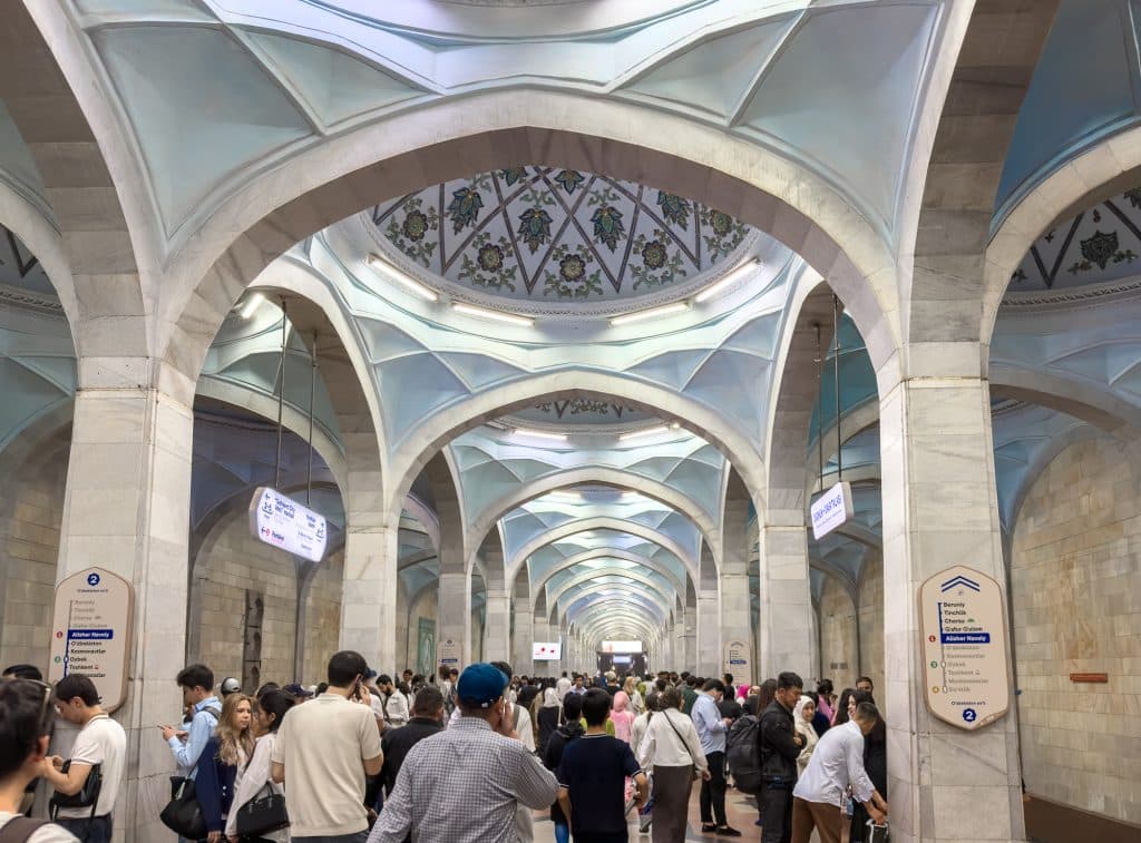 Station Alisher Navoiy, métro en Ouzbékistan