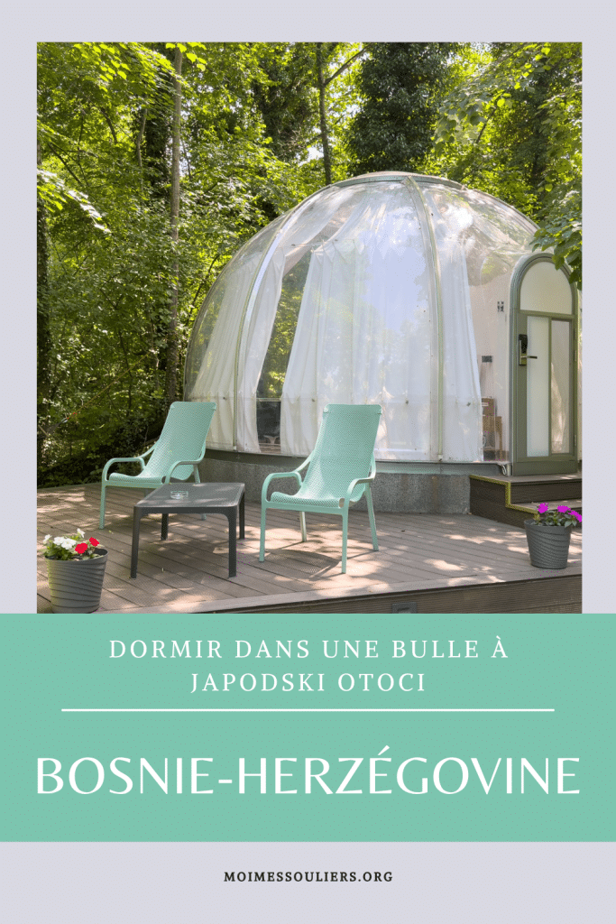 Dormir dans une bulle au parc national de l'Una à Japodski Otoci en Bosnie-Herzégovine