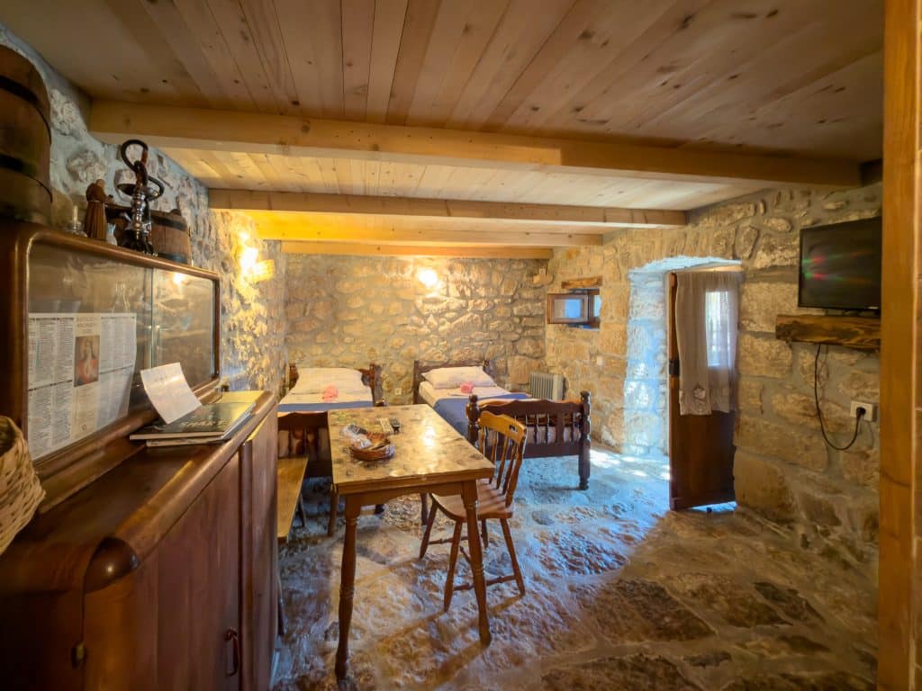 Appartement traditionnel à louer de Famille Radić