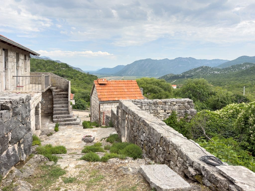 Vue de chez Gišino à Plasna Glavica