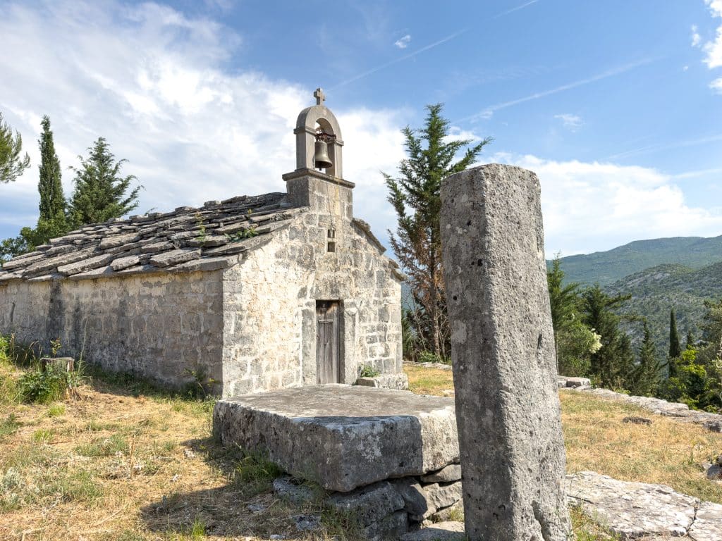 Église St. Demetrius à Ravno
