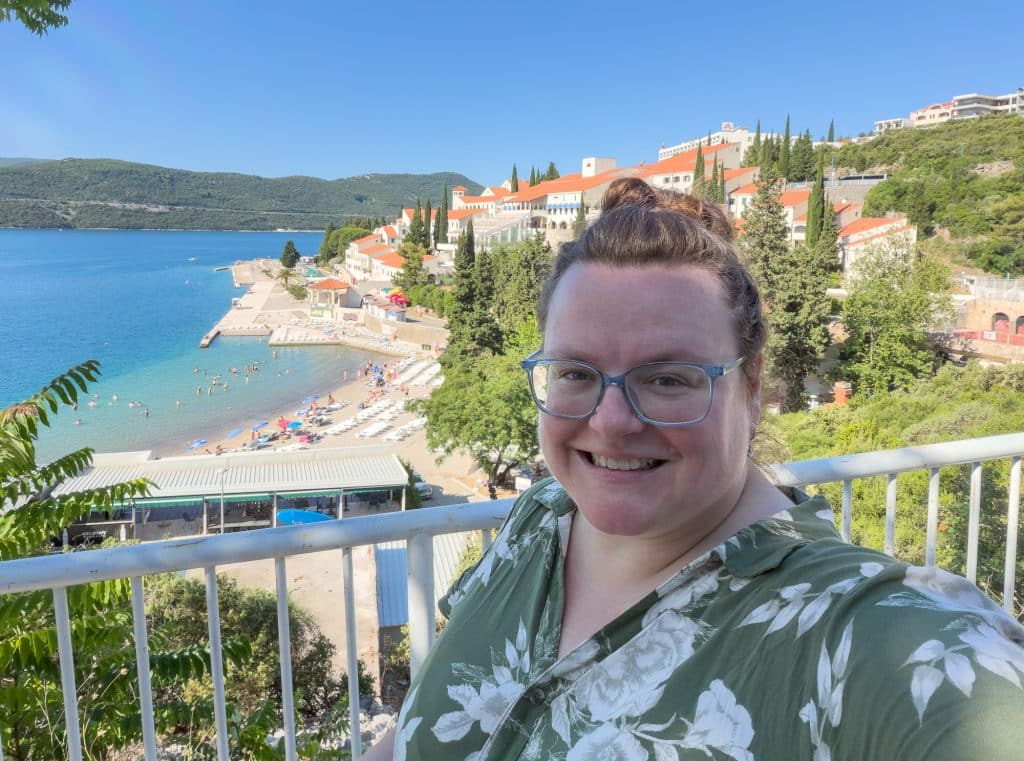 Jennifer à Neum sur la côte de Bosnie-Herzégovine