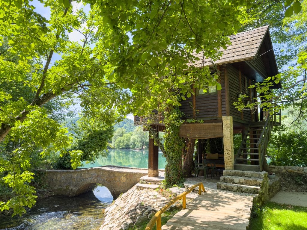 Maison dans les arbres à Japodski Otoci