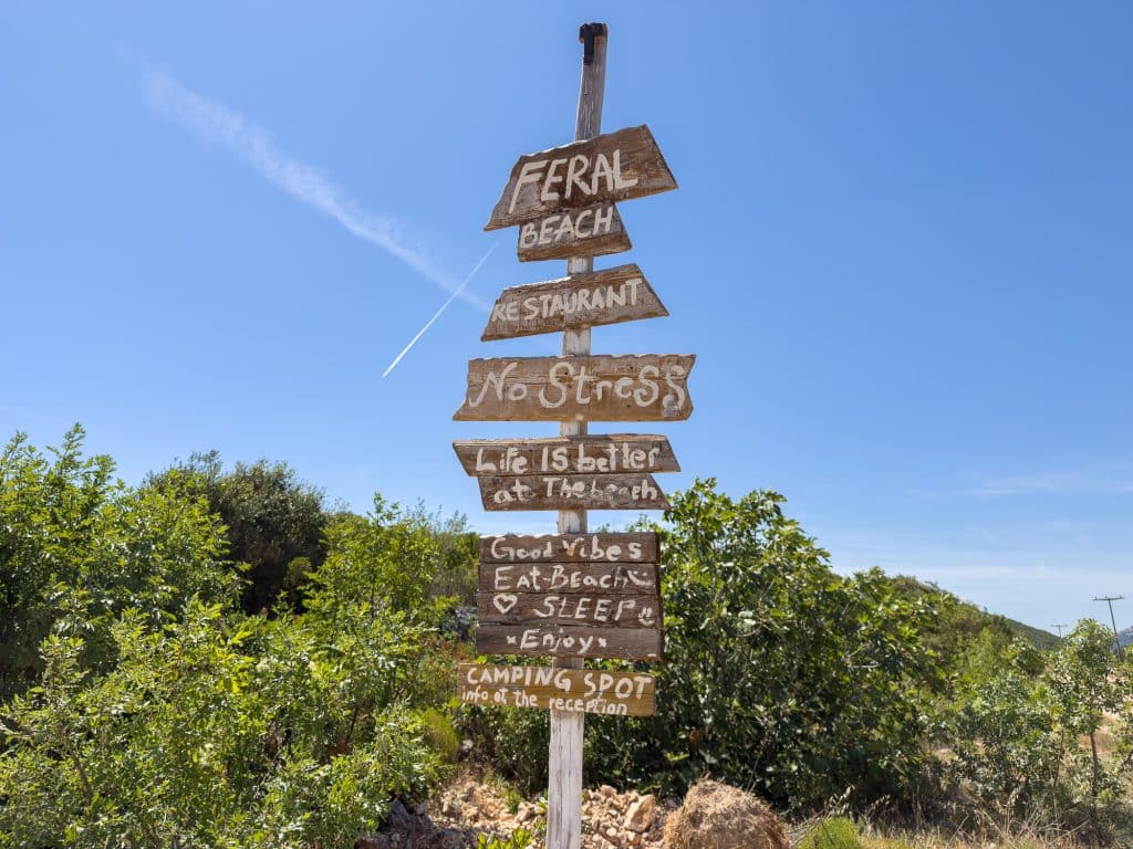 Pancarte de Feral Beach
