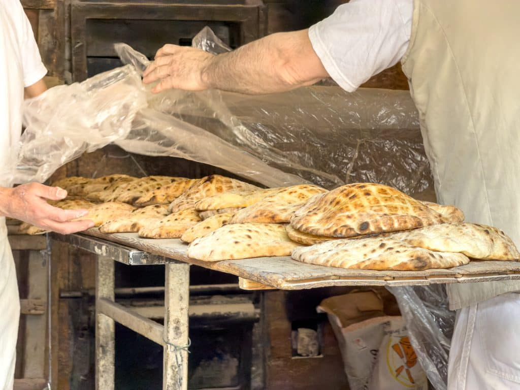 Somun, pain bosnien à Sarajevo