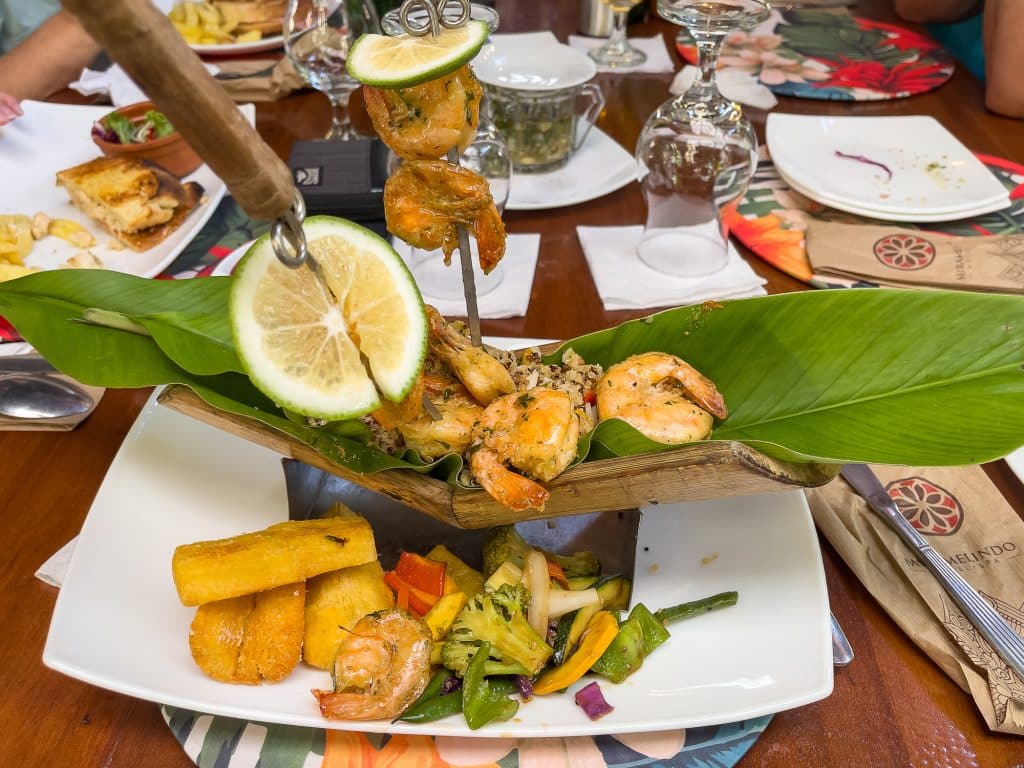 Assiette arrizzotado au restaurant et hébergement Miramelindo à Banos de la route des cascades