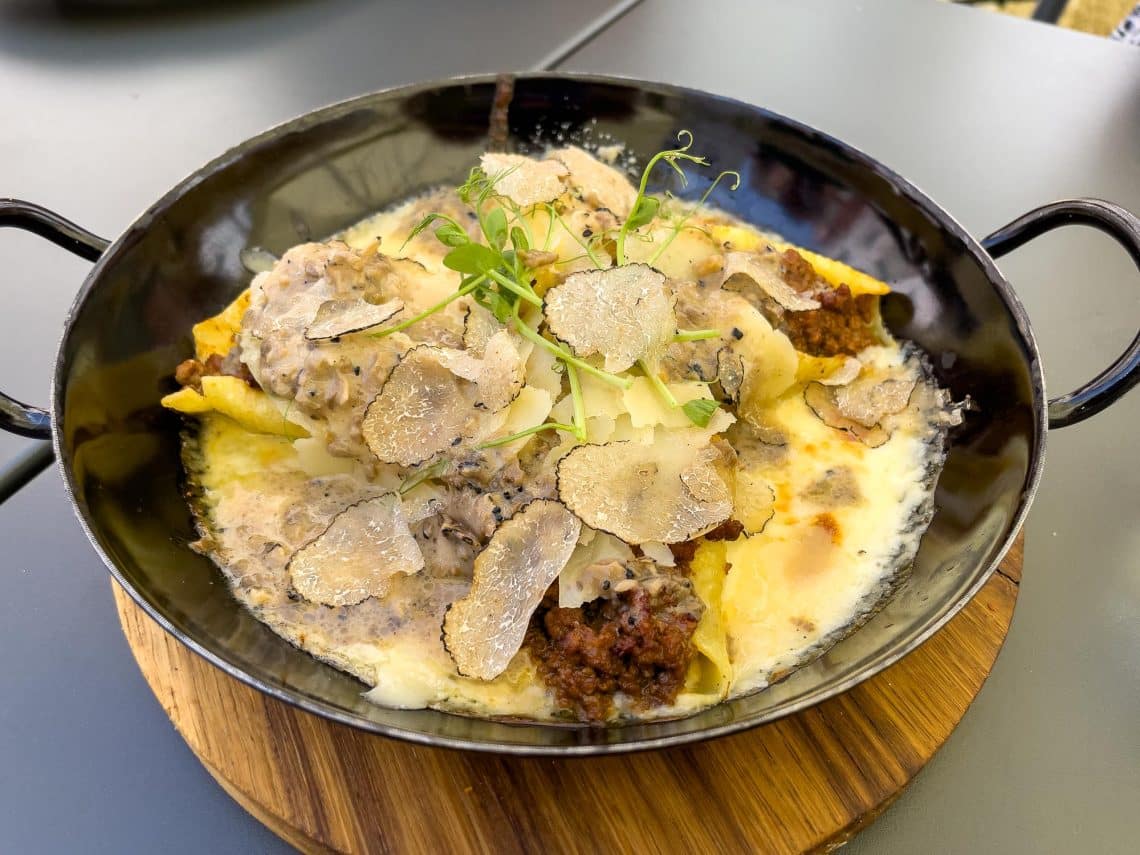 Plat de pâtes à la truffe au Rostelin à Piran