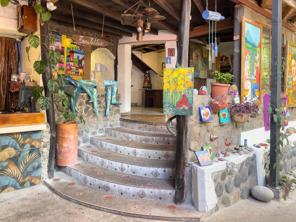 Restaurant et hébergement Miramelindo à Banos